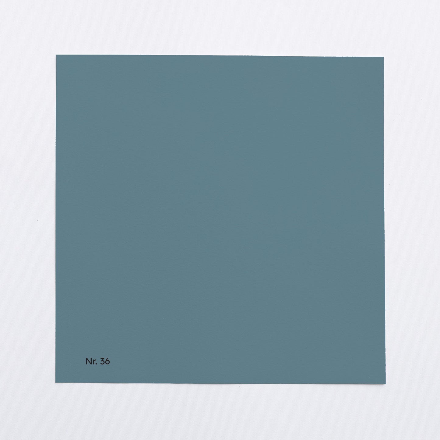 Väggfärg Nr 36. Dimblå