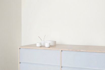 Väggfärg Nr 57. Daggvit